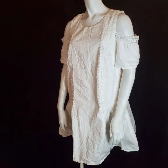 white lace dress size 8 Kiyonna Bella Lace Dress